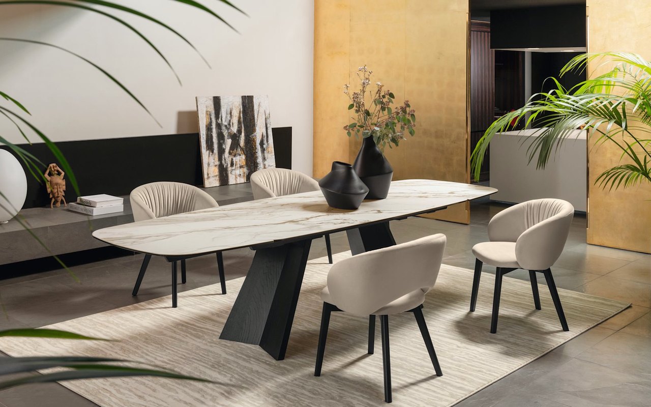 Icaro Extendable Table, XZQT 30th Anniversary sale